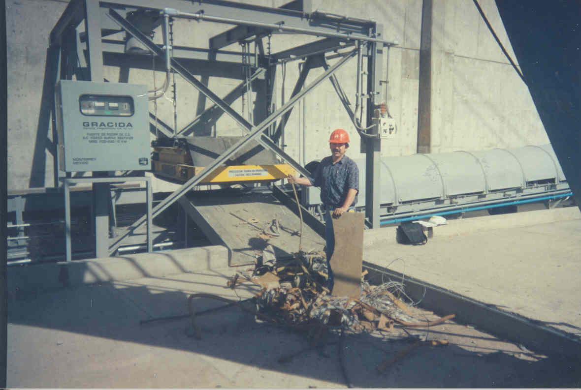 Separador magnético electromagnético Gracida tipo overband para banda transportadora